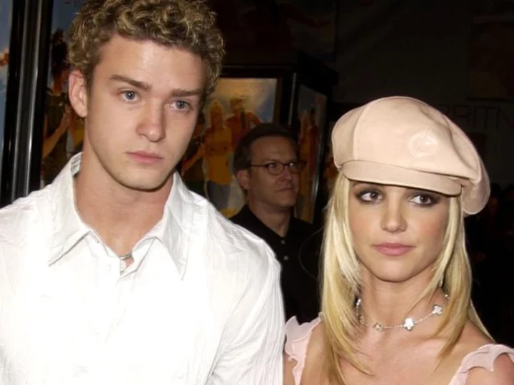 Britney Spears writes about having an abortion while she and Justin Timberlake were together