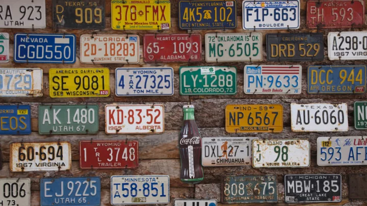 This Searchable Database Shows All 8291 License Plate Designs in the U.S.