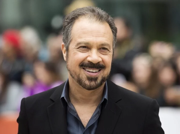 Oscar-winning director-producer Ed Zwick writing memoir 'Hits, Flops, and Other Illusions'