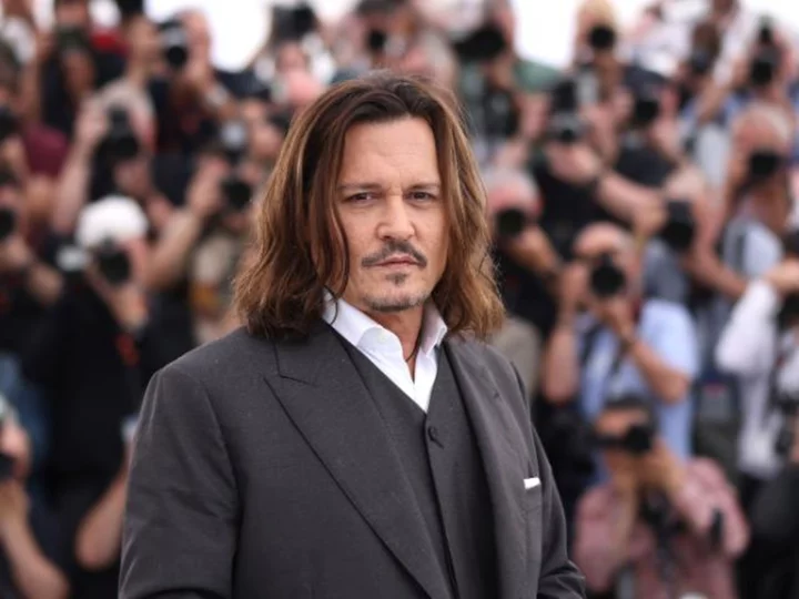 Johnny Depp's movie receives 7-minute standing ovation at Cannes