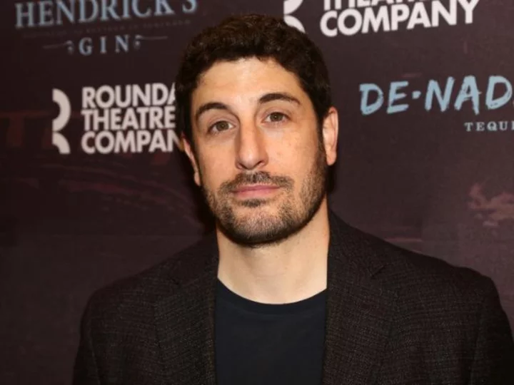 Jason Biggs revisits his infamous 'American Pie' scene